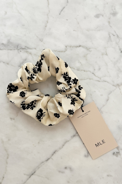 Gumka do włosów w kwiaty